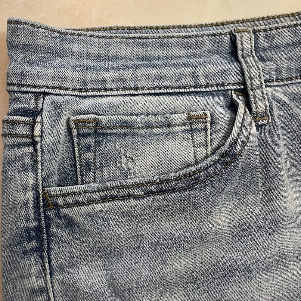 Joe’s Light Blue Skinny Jeans- Minor Distressed - Picture 9 of 16